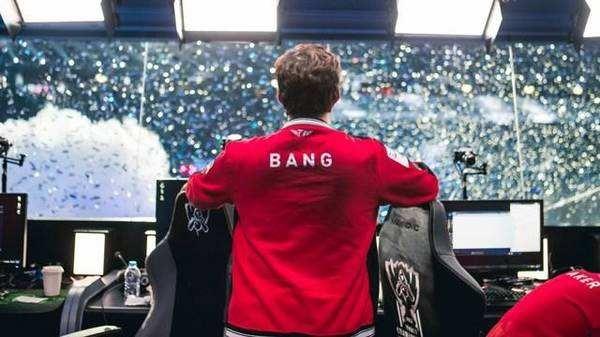 德州扑克高手避免被看见（德州扑克高手的低调之道）