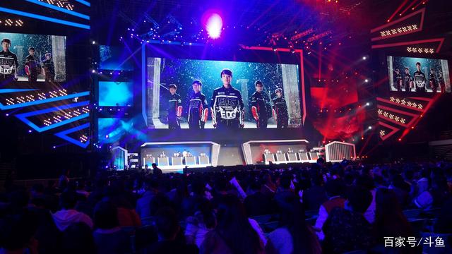 英雄麦克疯 Breathe ：下路线很好，要ALL IN冲进去了